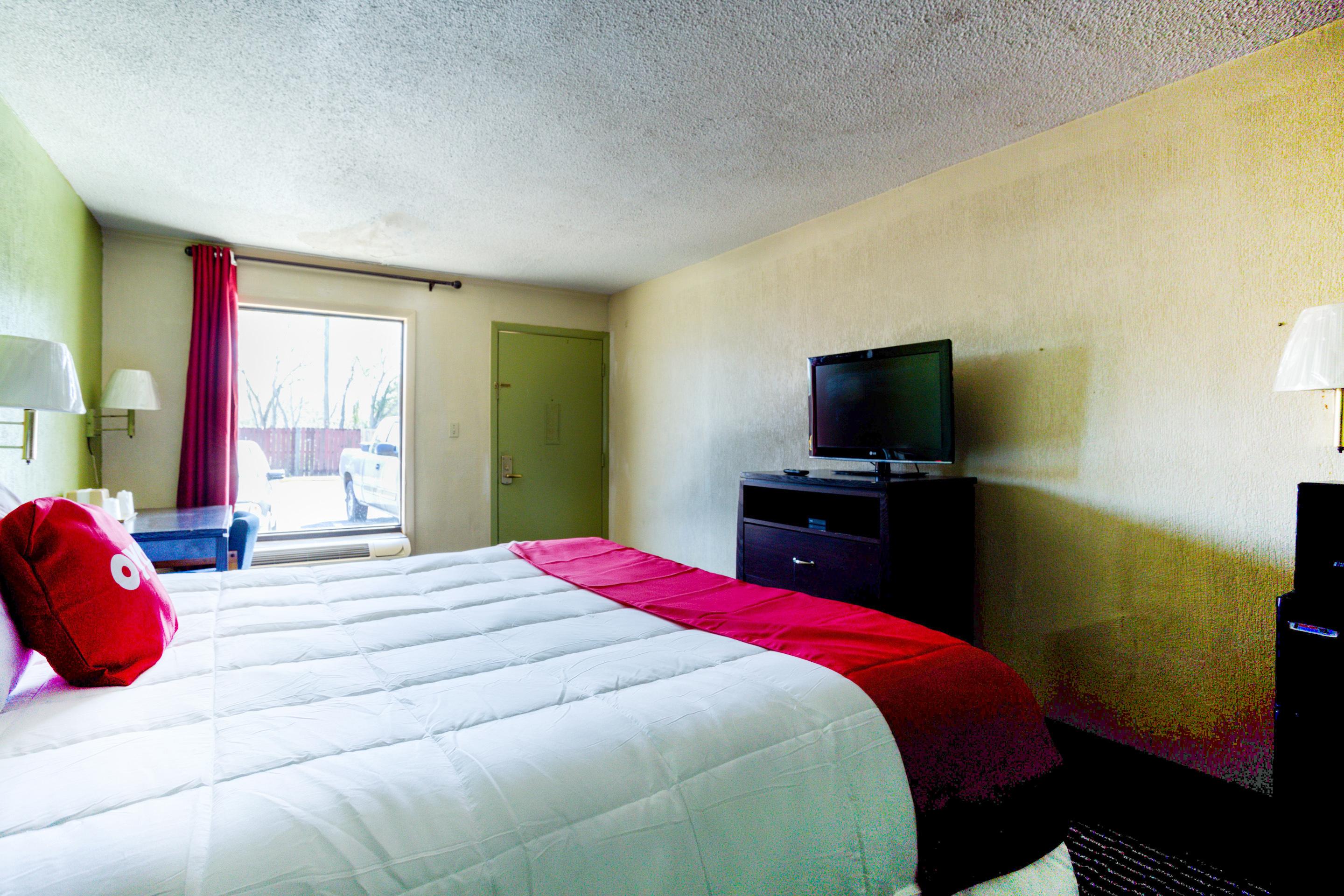 Oyo Hotel Pensacola I-10 & Hwy 29 Ferry Pass Екстер'єр фото