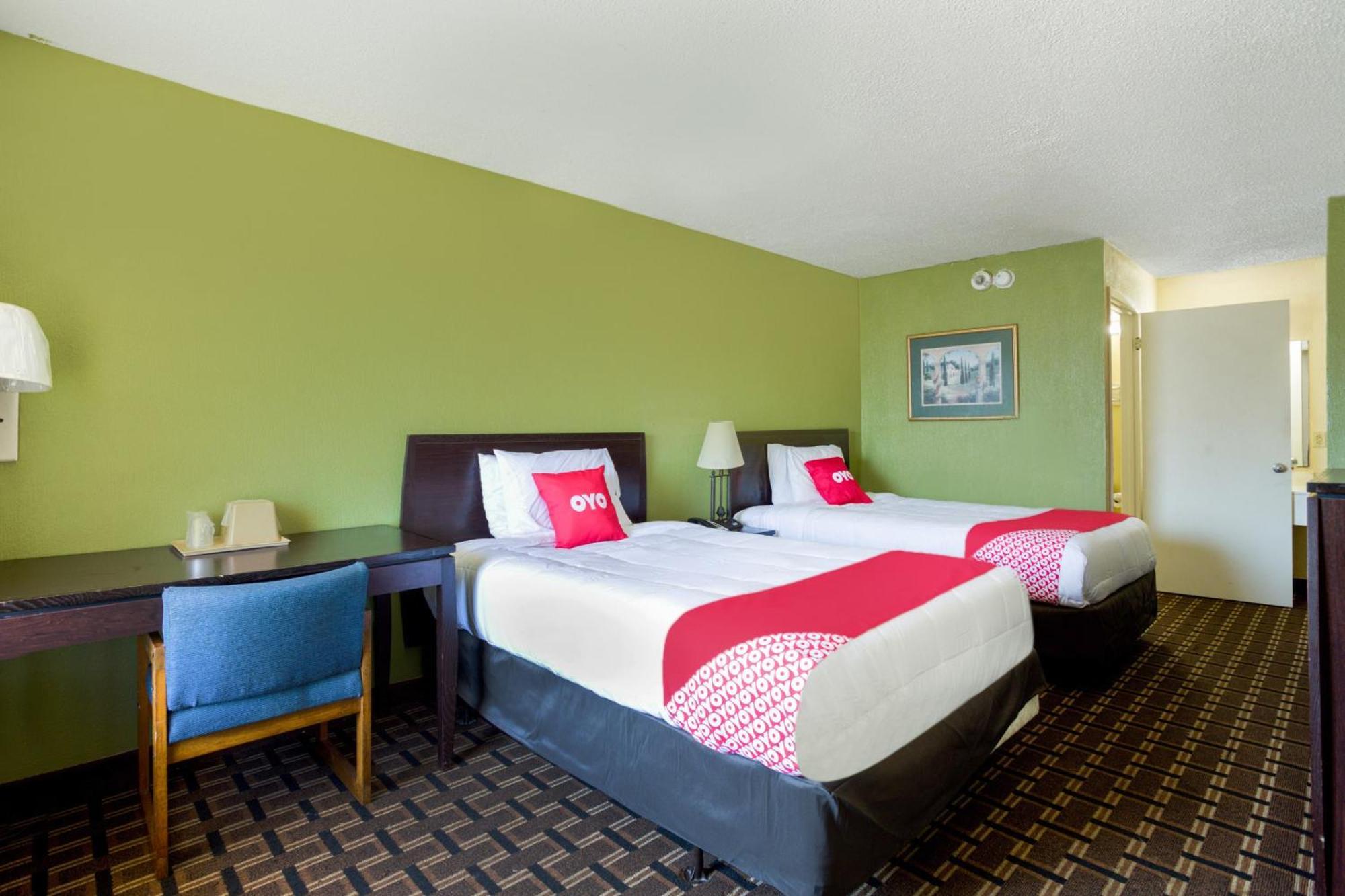 Oyo Hotel Pensacola I-10 & Hwy 29 Ferry Pass Екстер'єр фото